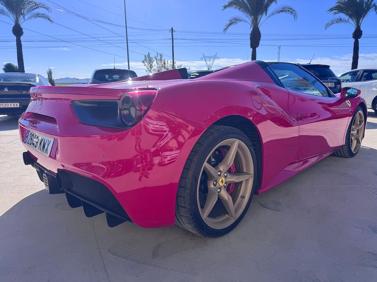 FERRARI 488 SPYDER 3.9 TURBO AUTO SPANISH LHD IN SPAIN 30000 MILES FFSH 2019